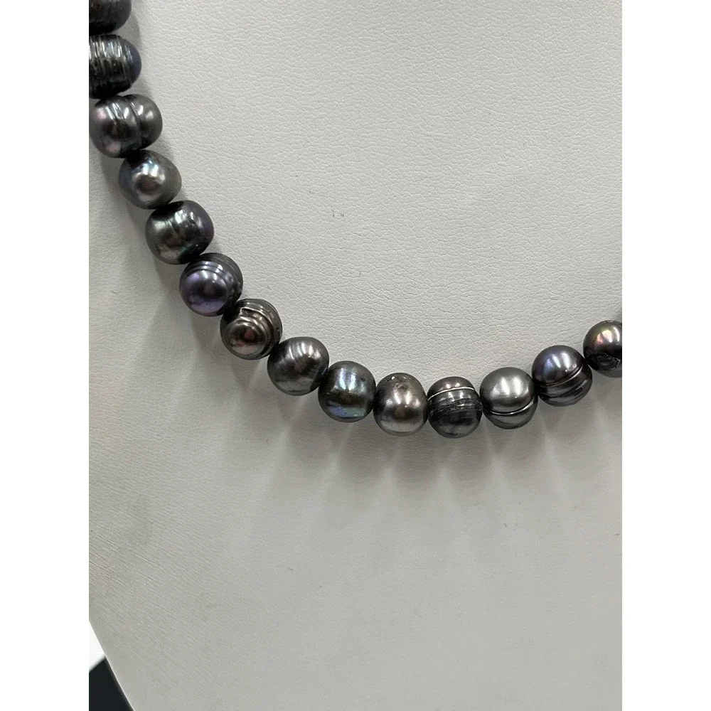 The Unbranded Brand these pearls